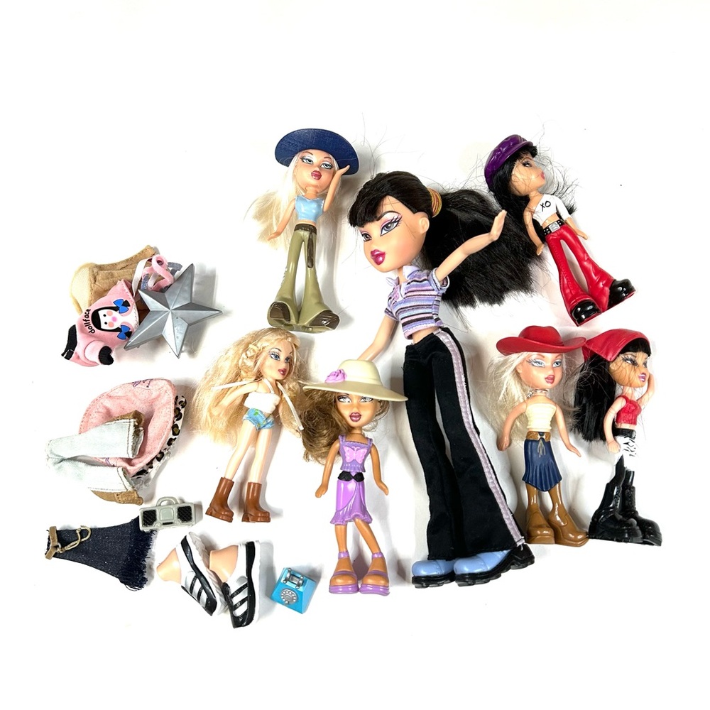 Vintage Lot Of Bratz Doll Early 2000s Big Small #3079